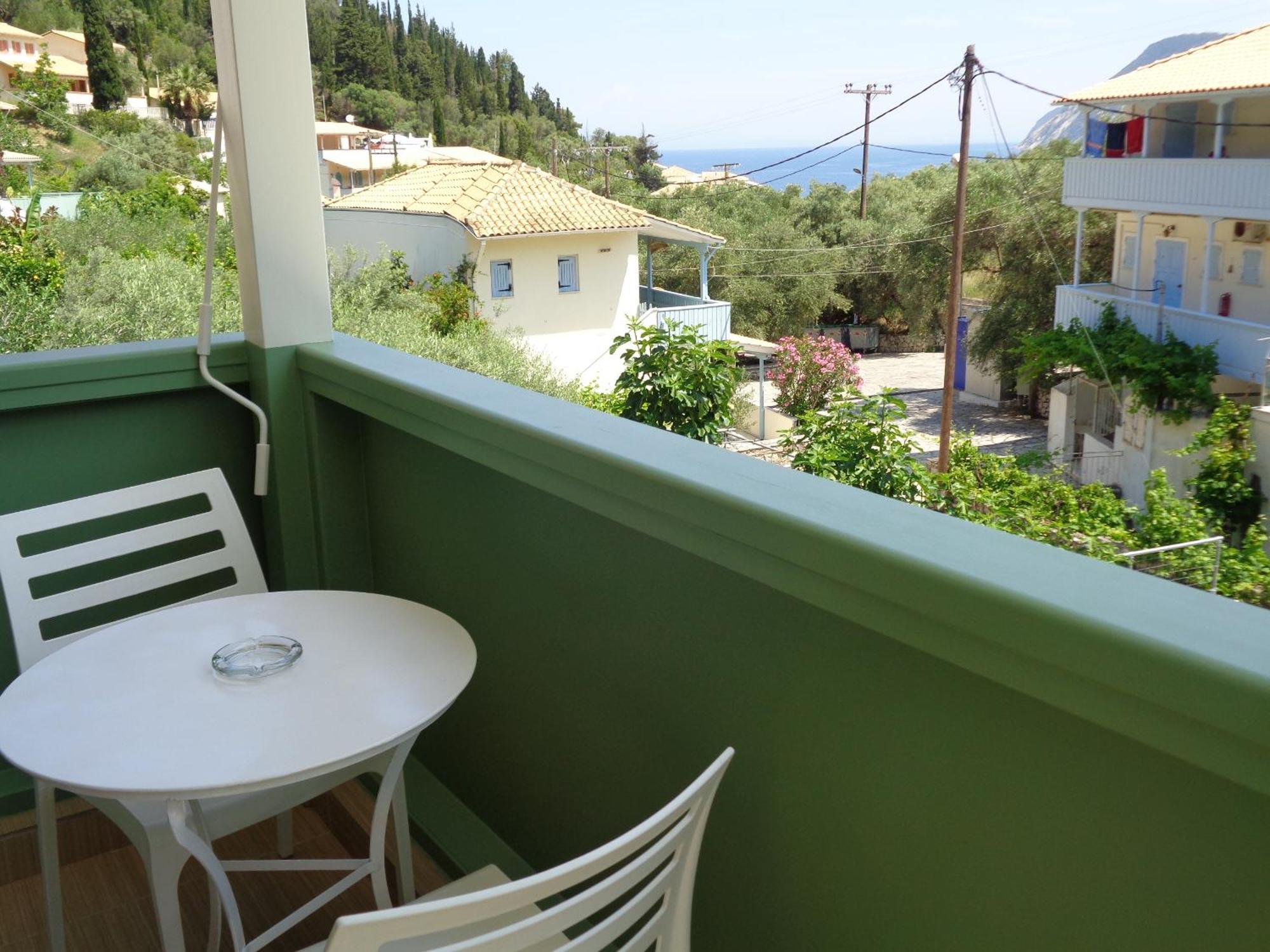 Green View Apartments Айос-Никитас Экстерьер фото