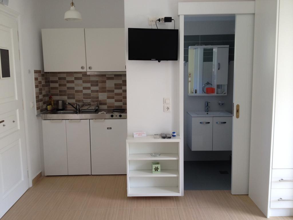 Green View Apartments Айос-Никитас Экстерьер фото
